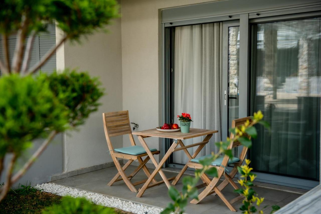 Itaka Studio Apartments - Halkidiki Suites Com Νικήτη Εξωτερικό φωτογραφία